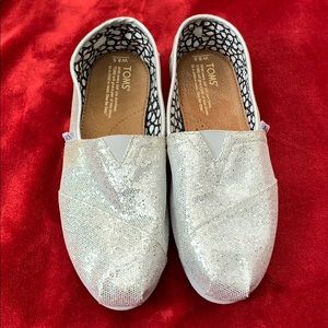 silver iridescent glitter women's classics